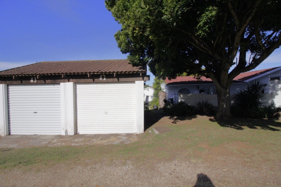 2 Bedroom Property for Sale in Aston Bay Eastern Cape